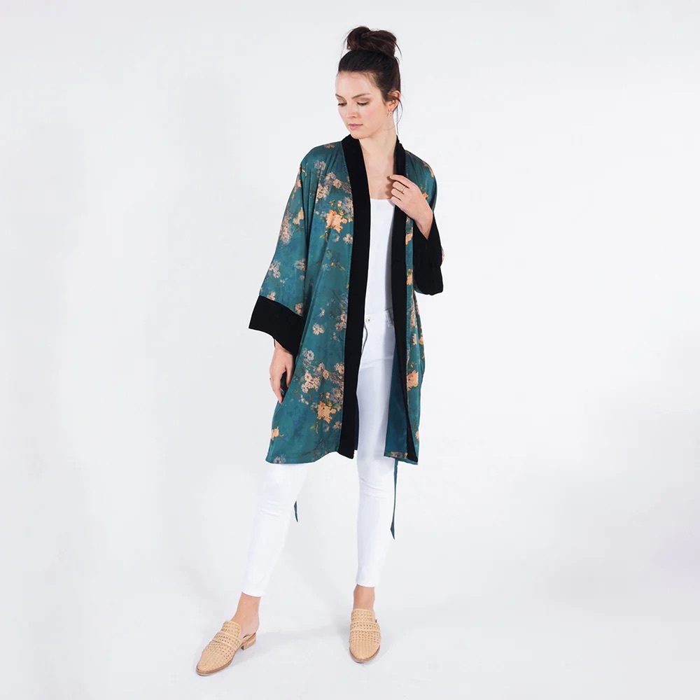 Kim + Ono Haruka Short Kimono Wrap Women’s in Blue Multi